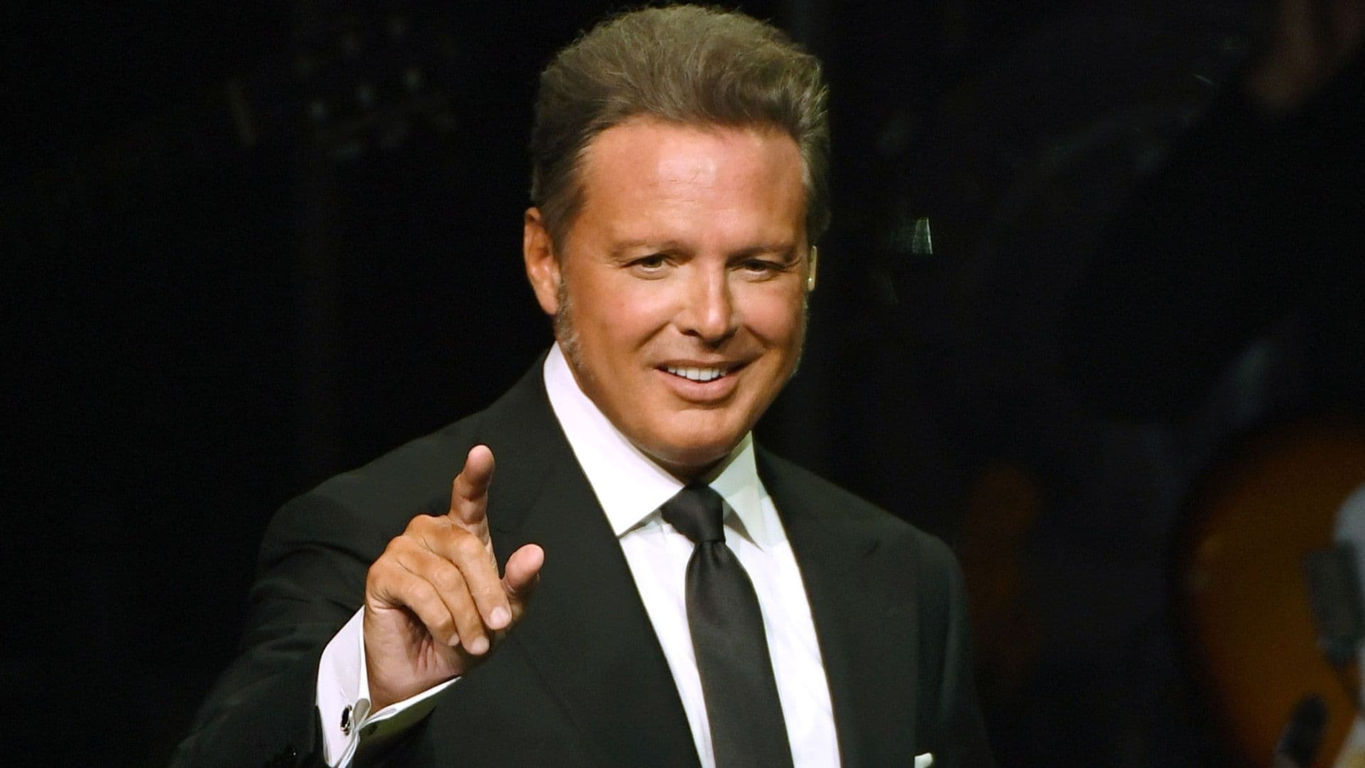 ¿Aprobó o No? Así Reaccionó Luis Miguel al Cover de Bésame Mucho que Cantó Dua Lipa