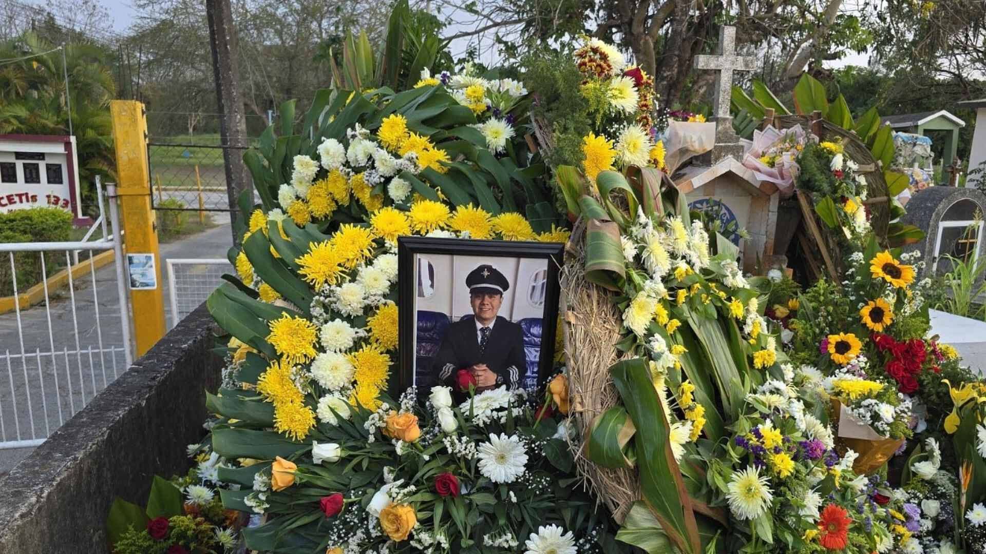 Dan Último Adiós a Víctimas del Accidente de Avioneta en Huejotzingo, Puebla