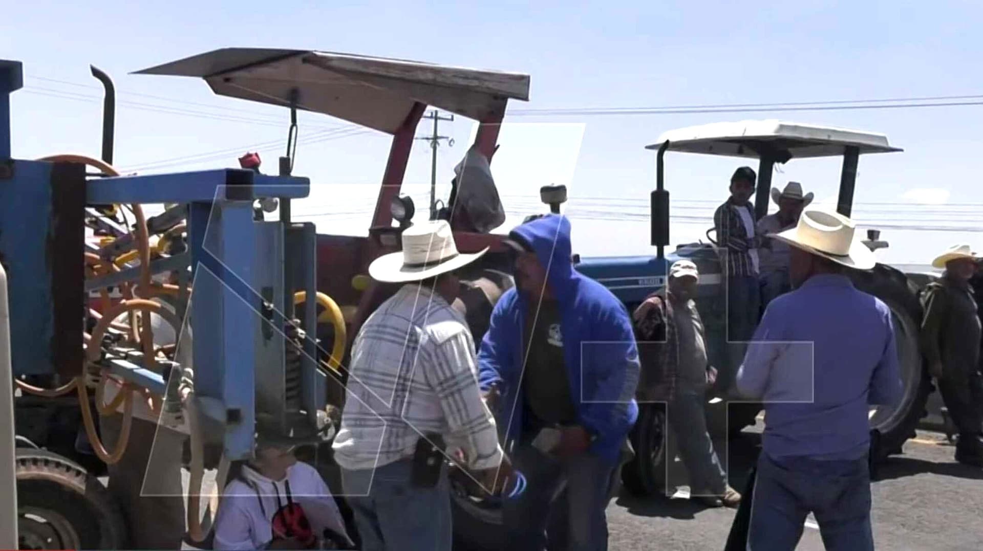 Agricultores y Transportistas Bloquean Hoy la Federal Irapuato-Zapotlanejo