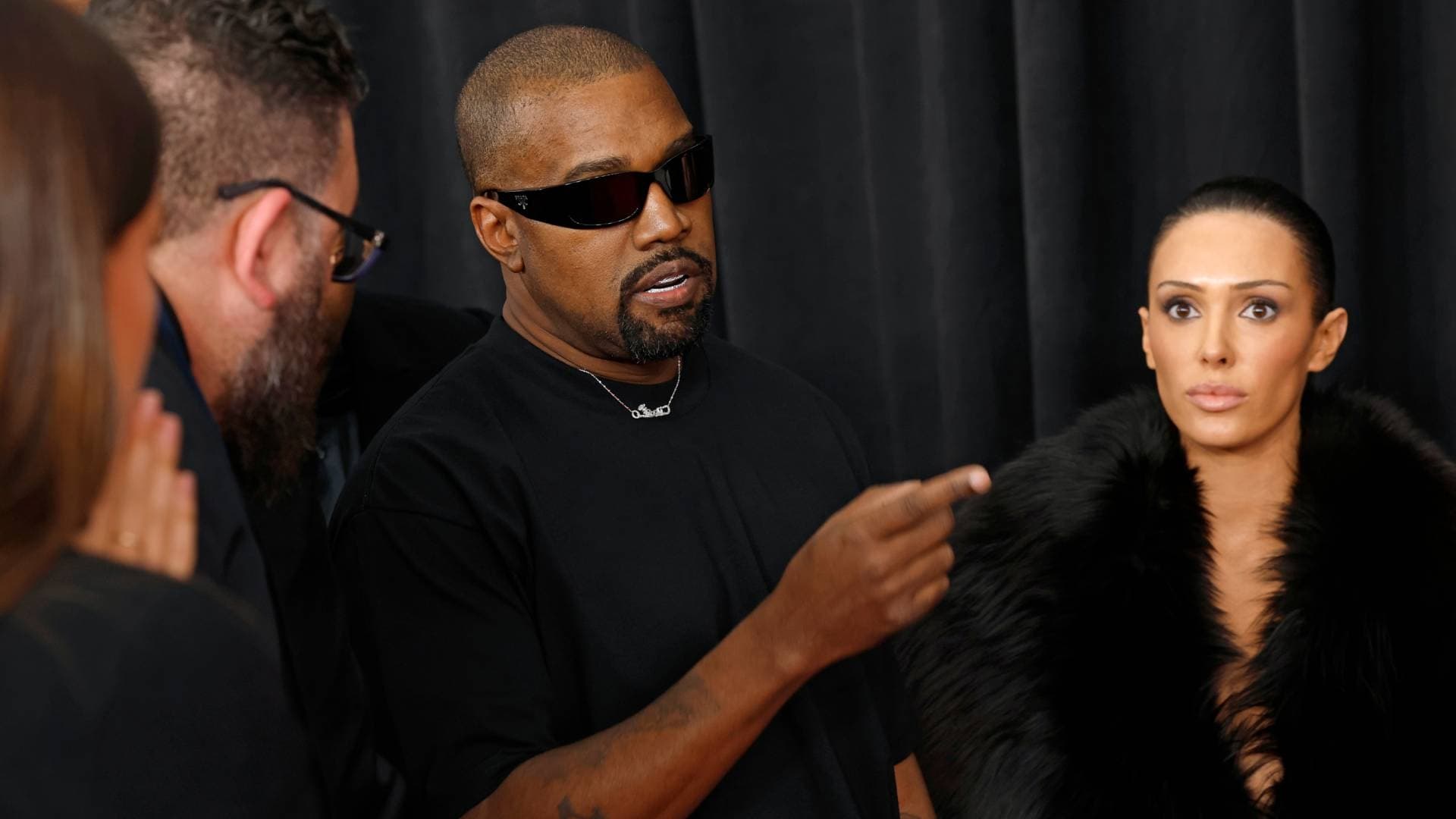 Piden Vetar a Kanye West de Festival en Reino Unido, Mientras los Patrocinadores se Retiran