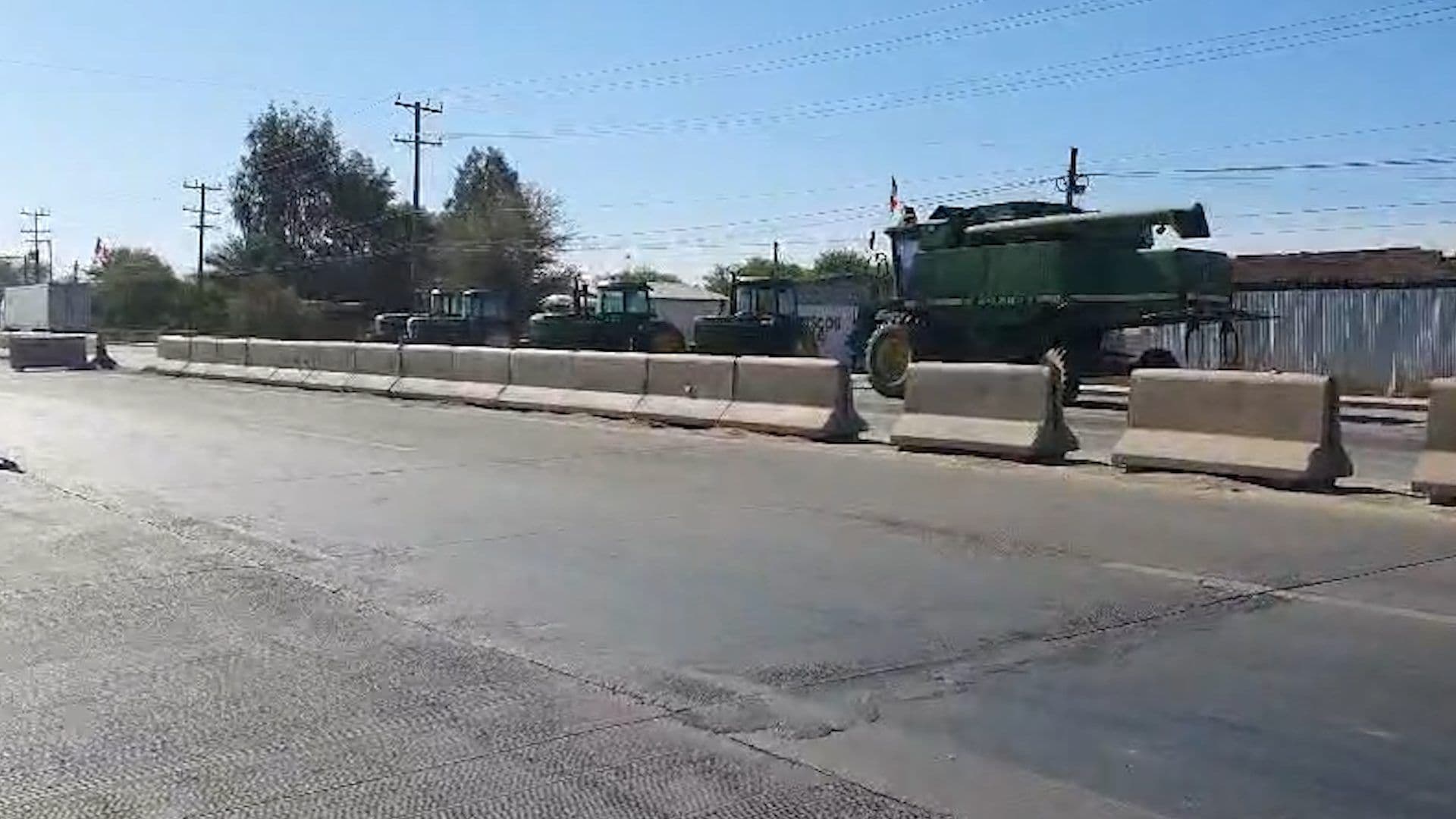 Reabren Circulación en Carretera Mexicali–SLRC Tras Retiro de Bloqueo de Productores