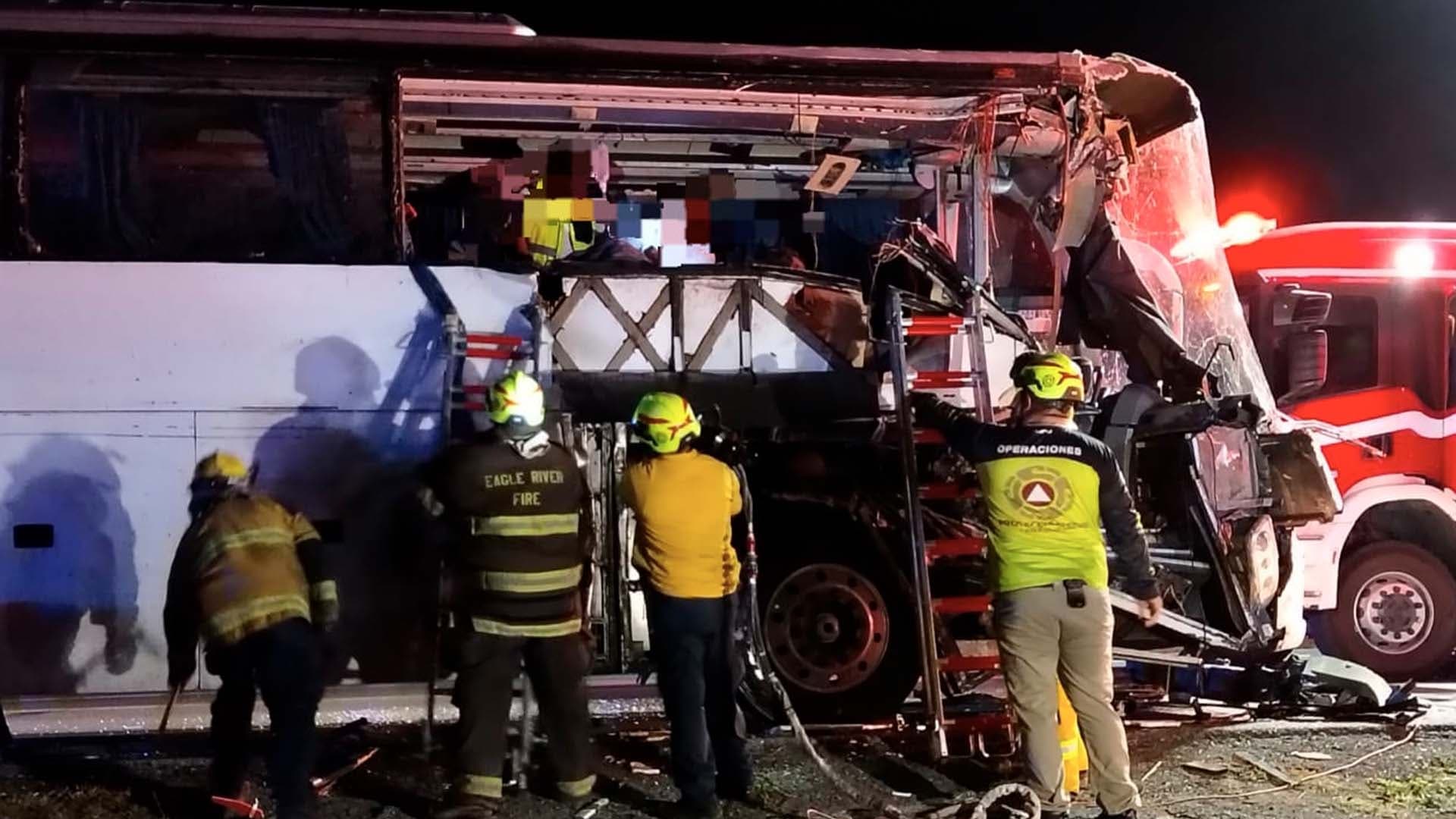 Accidente Carretera Zaragoza-Monterrey Deja 2 Muertos y 8 Lesionados en Tamaulipas