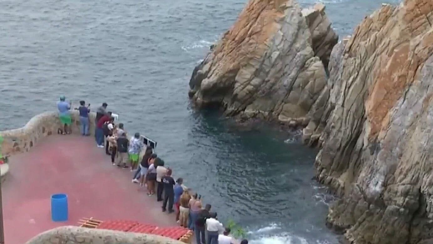 Regresan los Clavados a La Quebrada en Acapulco, Tras Otis