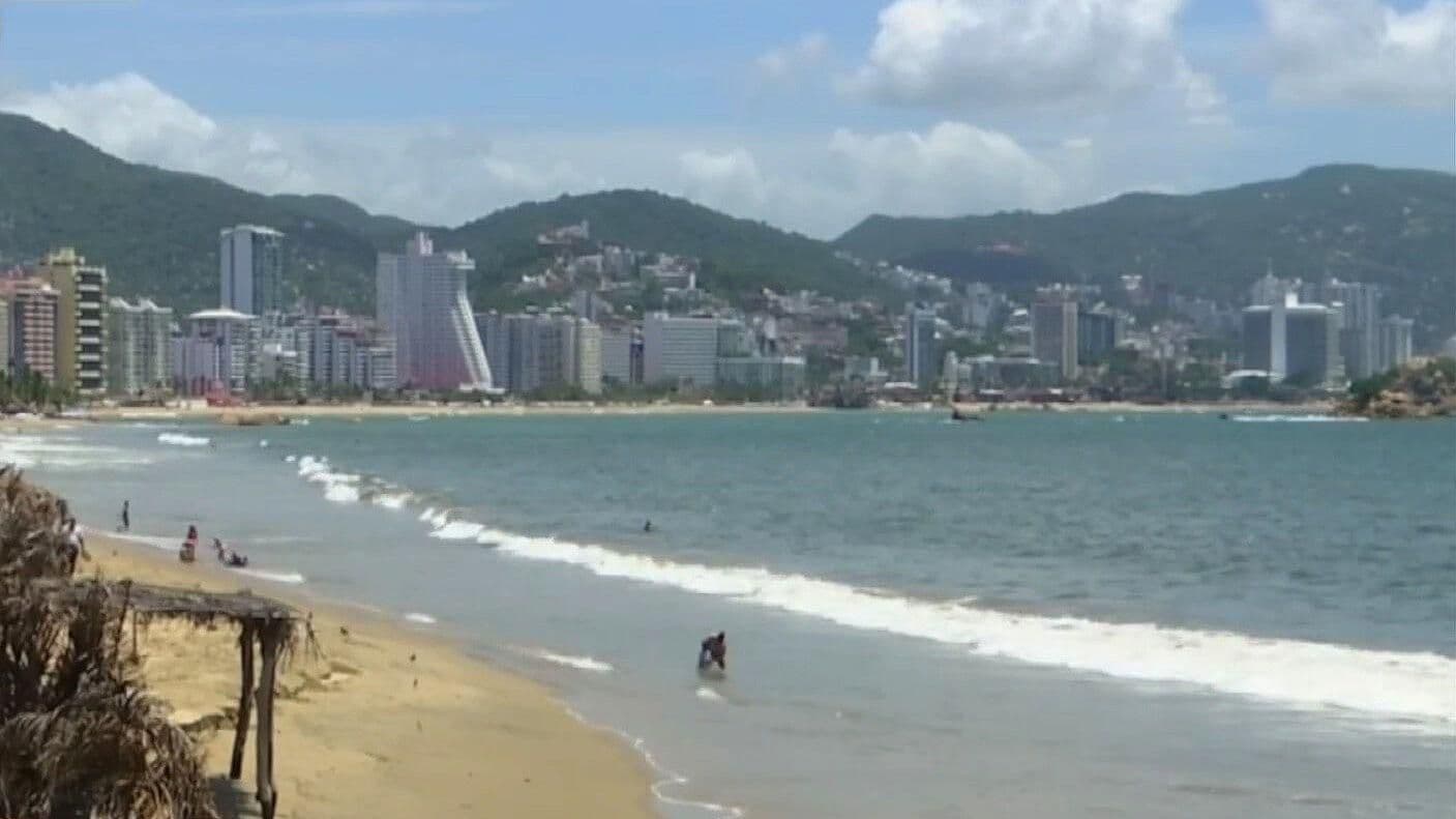 Turista canadiense muere nadando en Bahía de Acapulco