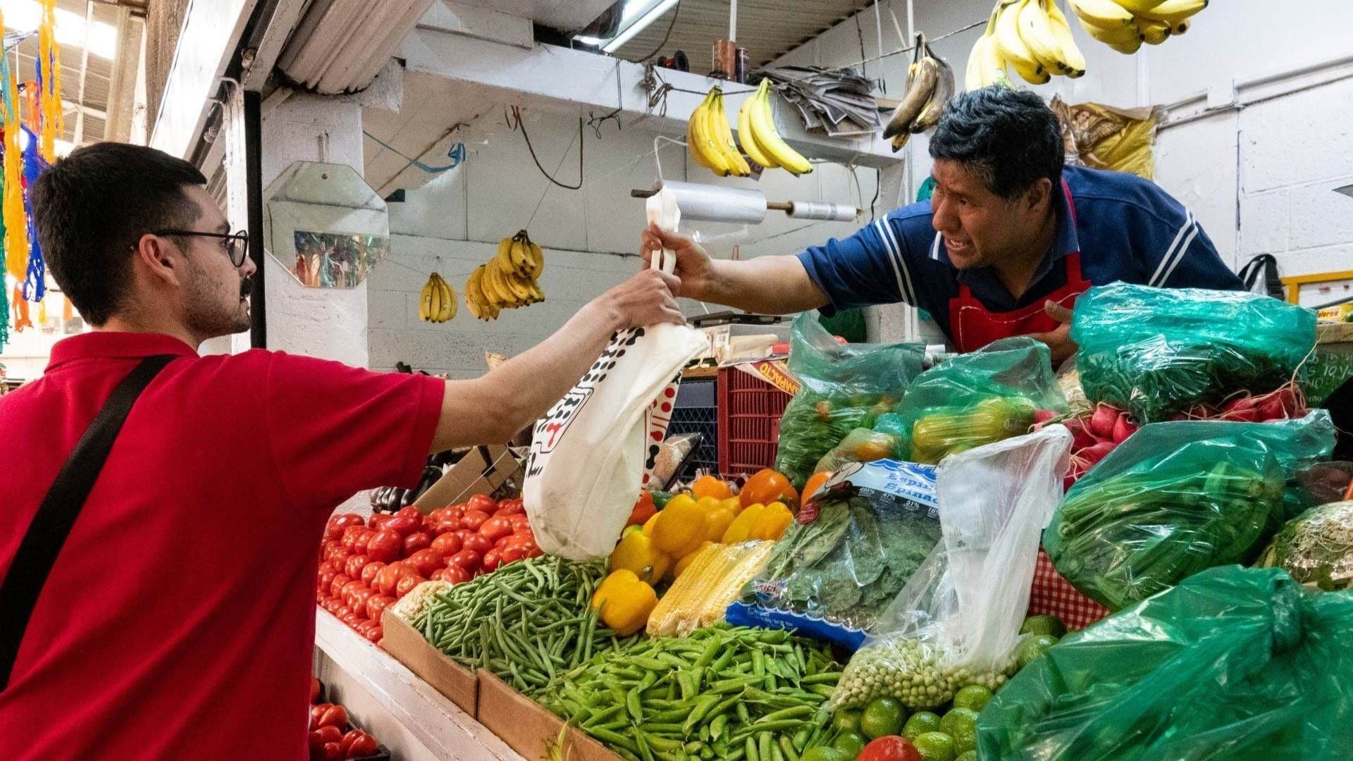 Inflación en México Retrocede: ¿Qué Producto Disparó su Precio?