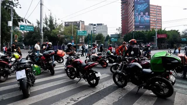 Rodada de motociclistas en la Ciudad de México. Foto: Cuartoscuro