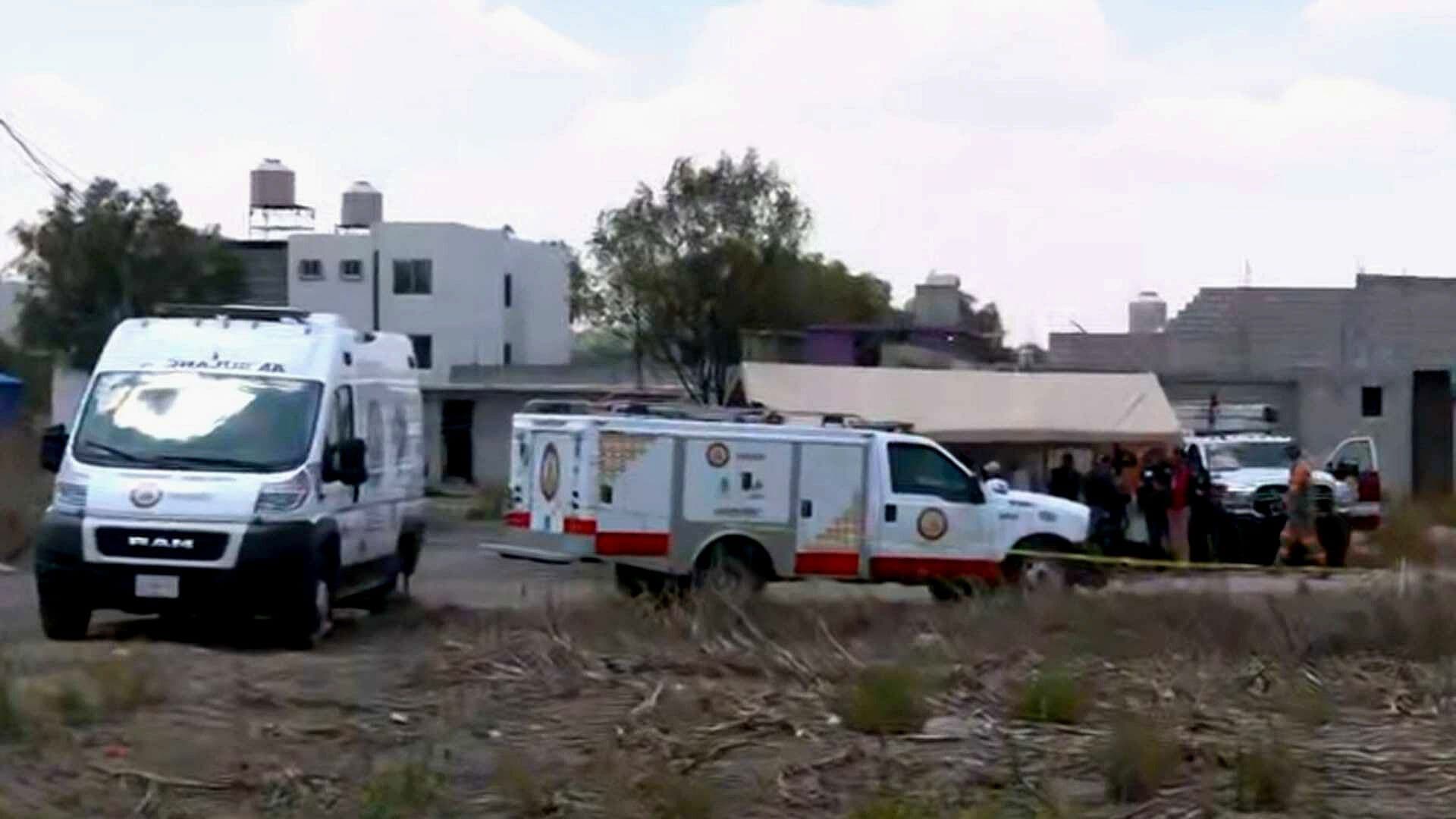 Labores de Rescate de Presuntos Huachicoleros Atrapados Tras Colapso de Túnel Clandestino