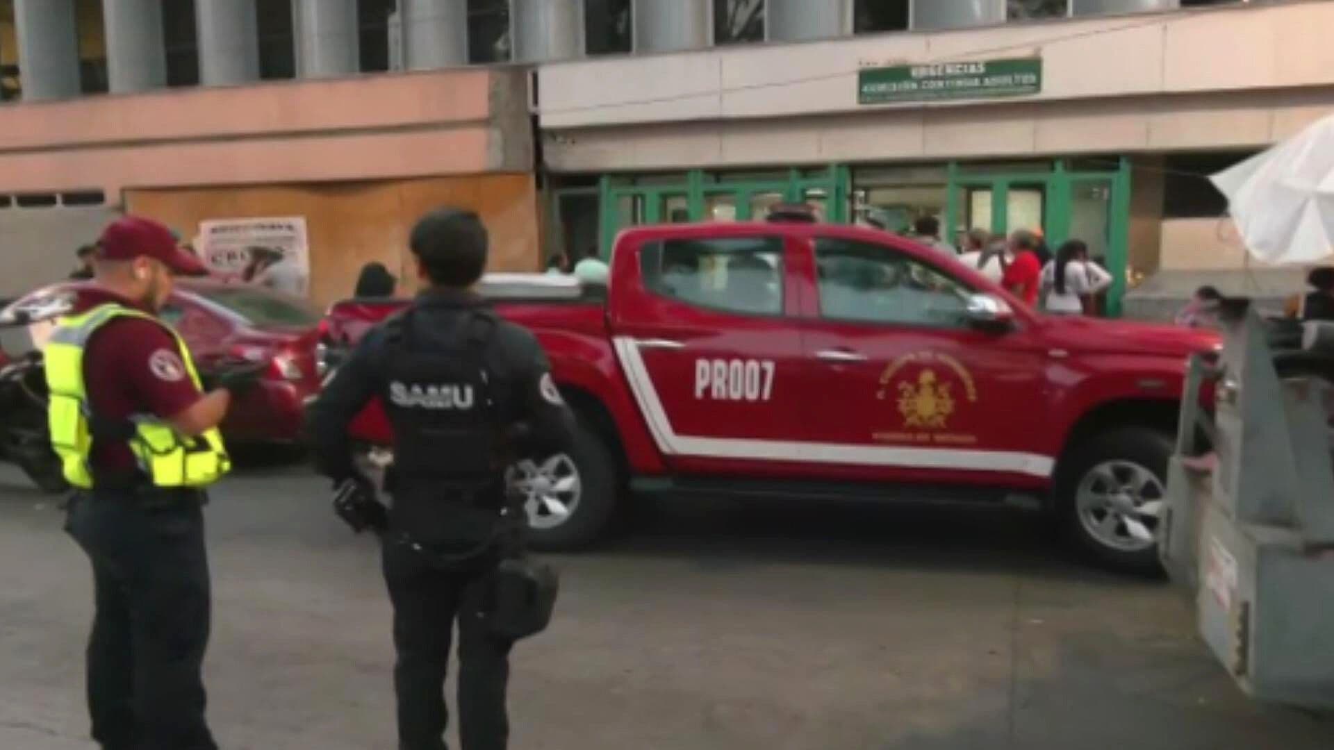 Incendio en Hospital La Raza: Descartan Traslados de Pacientes A Pesar del Desalojo