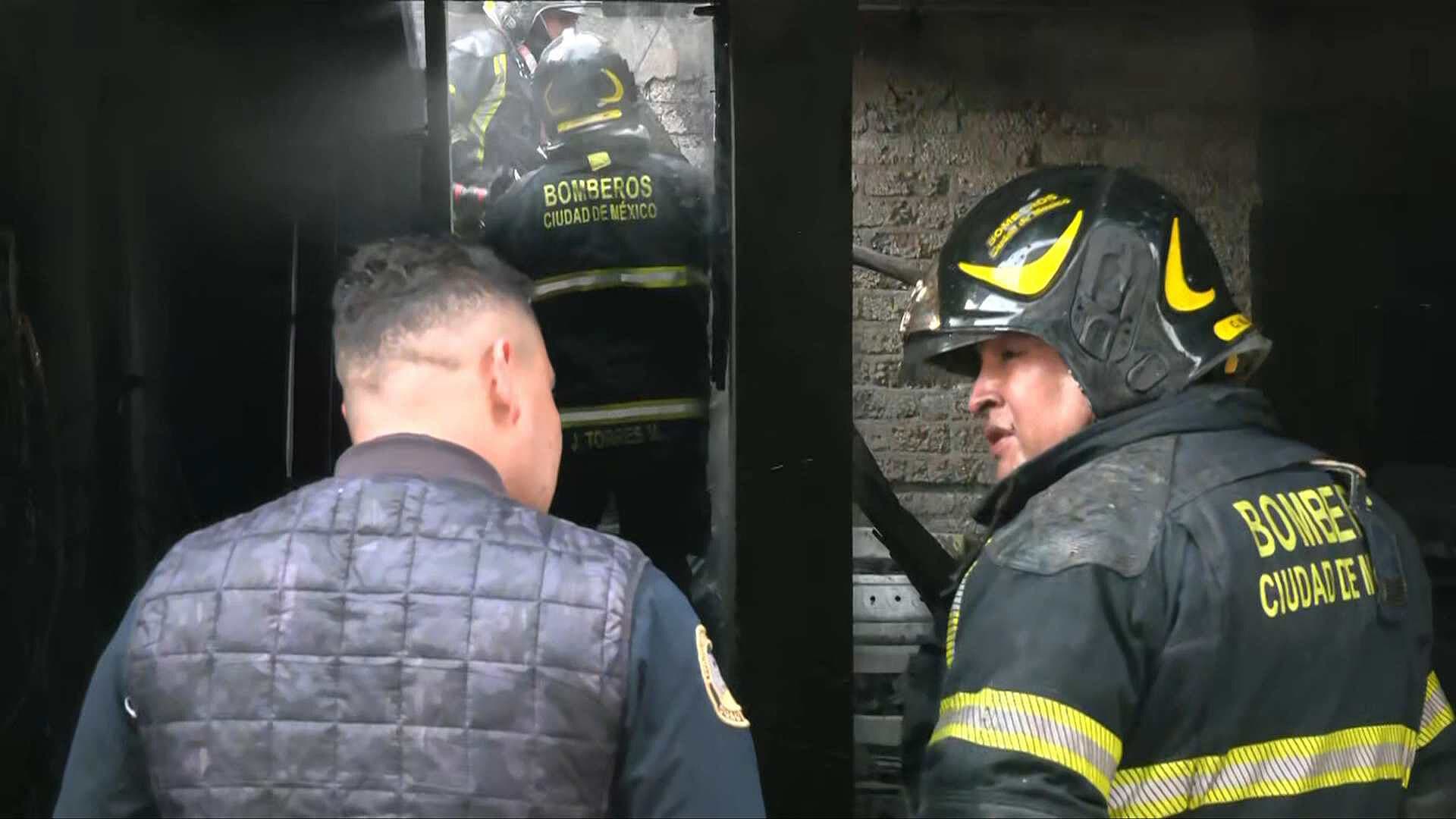 Incendio en la GAM Hoy: Fuego Consume Casa en la Colonia Tlacaélel