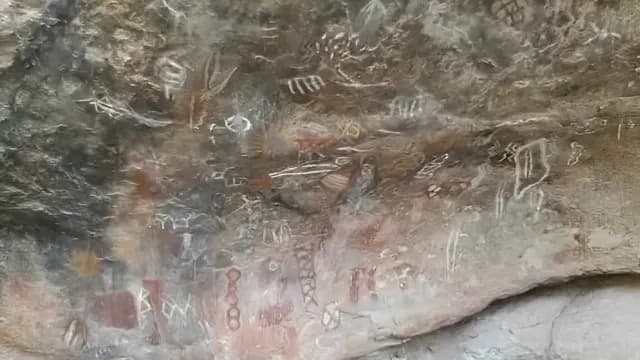 PINTURA DAÑADA