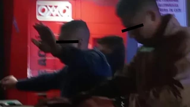 Detienen a tres policías por lanzar disparos al aire en Puebla. Foto: X @ciudadano_pue