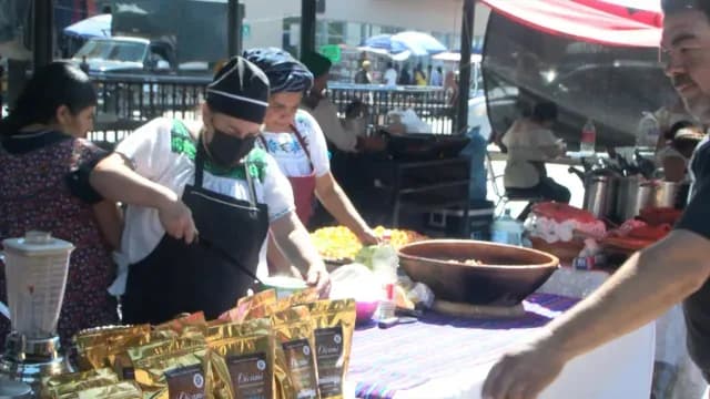 Estafan-Expositores-con-Falsa-Feria-del-Globo-Torreon