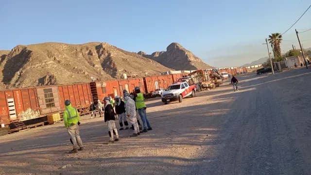 DESCARRILA TREN LERDO