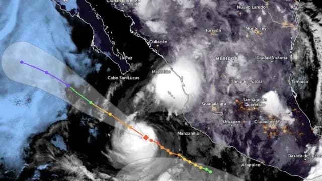 Así se ve la trayectoria del Huracán Flossie hoy y con proyección para las próximas horas.