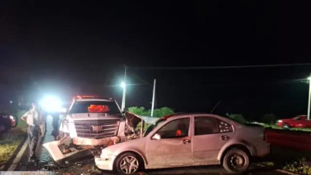 Accidente en carretera Amozoc-Teziutlan deja auto con severos daños. Foto: X @GN_Carreteras