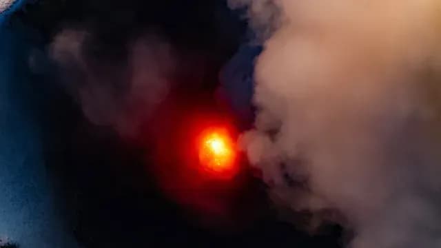 Captan en fotografías el interior del volcán Popocatépetl. Foto: X @Santiago_Arau