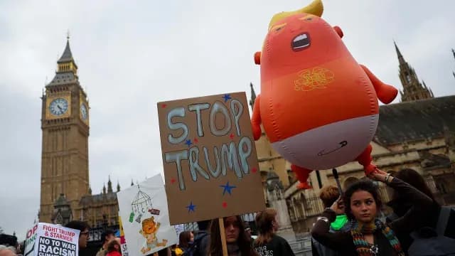 Globo que representa a Donald Trump en la protesta “Trump no bienvenida” en Londres. Foto: Reuters
