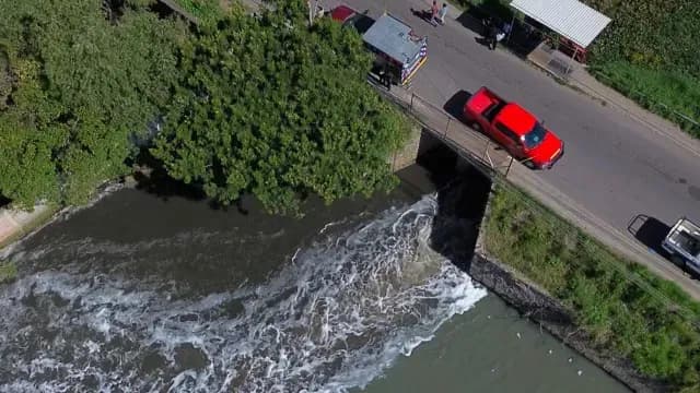 Presa Las Pintas donde arrojaron a bebé recién nacida. Foto: N+
