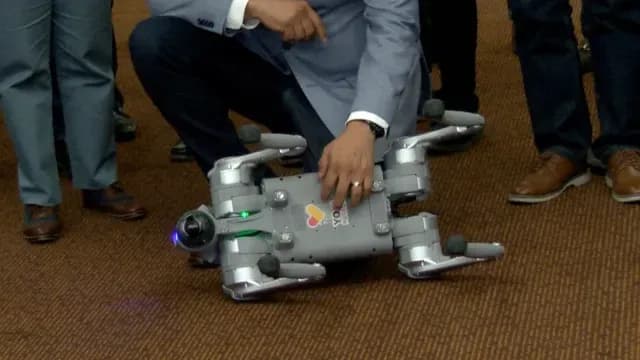 Crean robot para búsqueda de personas con Inteligencia Artificial. Foto: Alfredo Santos | N+