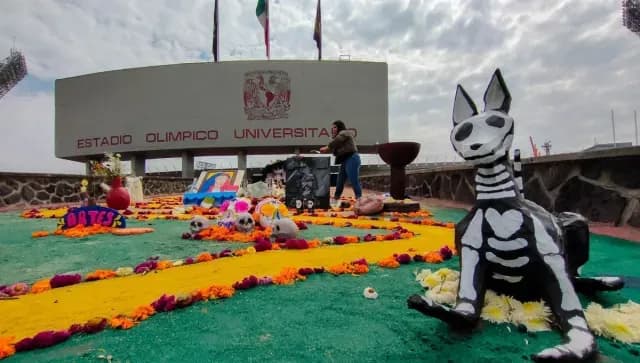 Ofrenda Día de Muertos UNAM