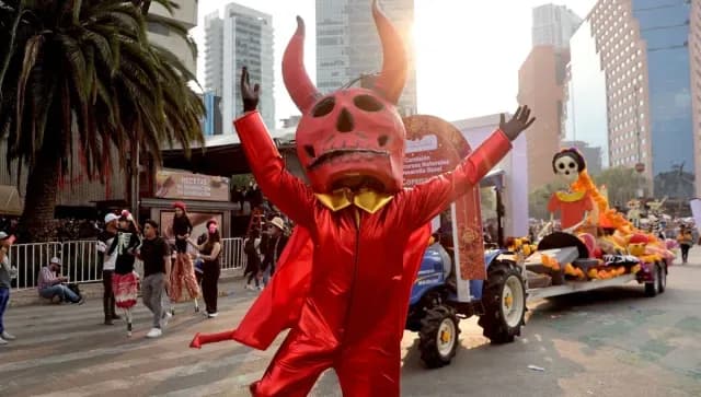 Desfile de Día de Muertos 2025