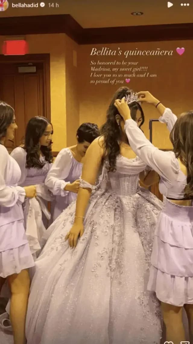Bella Hadid Madrina Quinceañera