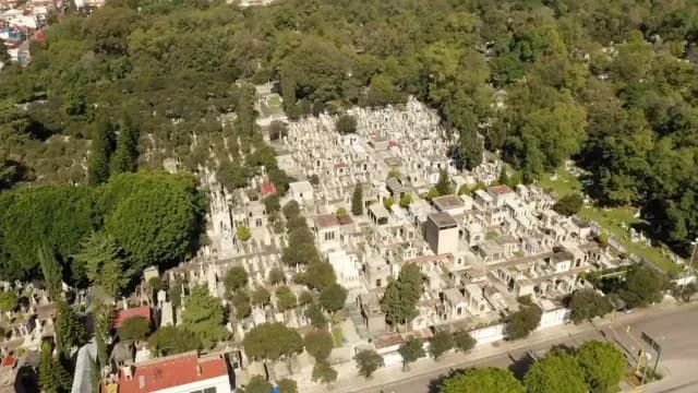 Así luce el camposanto actualmente desde las alturas. Foto: Alejandro Sánchez | N+