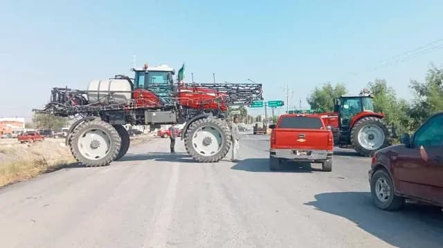 Bloqueo Entrada Municipio Díaz Ordaz en Tamaulipas