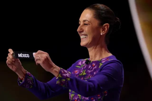 Sheinbaum saca el nombre de México en el sorteo del Mundial 2026. Foto: Getty Images