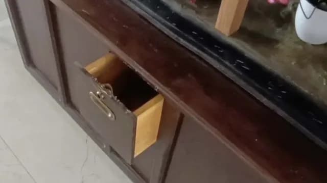 Sujeto ingresa a Parroquia y Roba Limosnas en Tampico