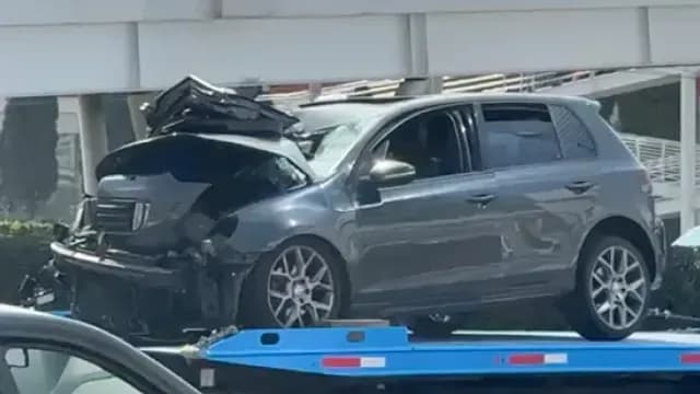 Accidente deja auto destrozado y a dos pasajeros lesionados de gravedad en Puebla. Foto: N+