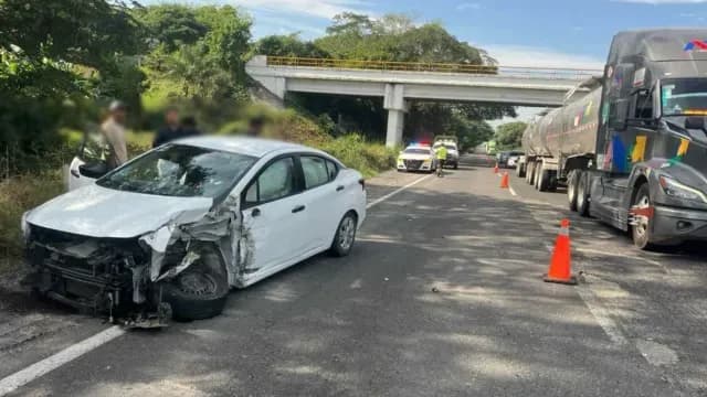 Accidente en Veracruz. Foto: Guardia Nacional