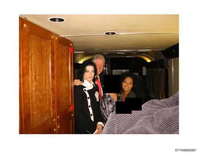 Michael Jackson y Diana Ross junto a Bill Clinton en los archivos de Jeffrey Epstein