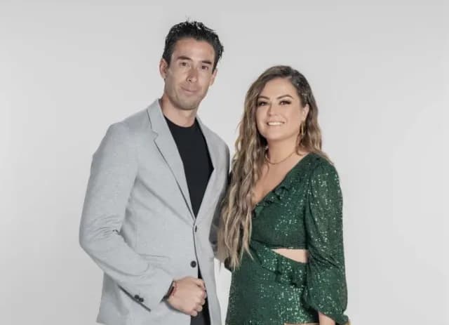 Mariana Echeverría y su marido, el futbolista Óscar Jiménez