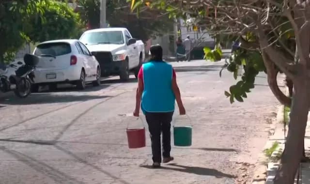 Vecinos en Xochimilco enfrentando la falta de agua