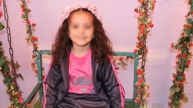 Hind Rajab, de seis años, murió esperando ser rescatada tras un ataque en Gaza. Foto: Reuters