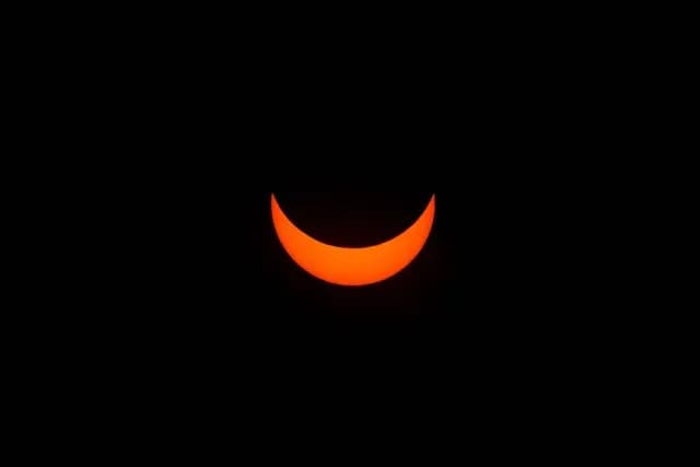 Eclipse de sol fotografiado desde Ciudad Universitaria