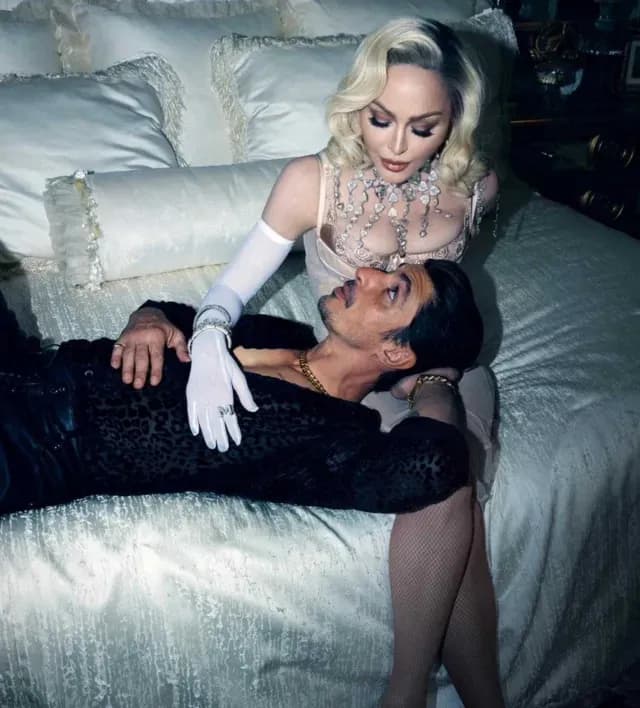 Alberto Guerra y Madonna en sesión de fotos
