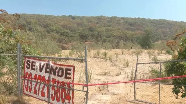 Encuentran el cuerpo de una mujer en un terreno despoblado