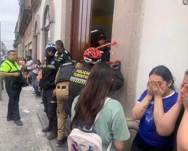 Hallan a Empleada Muerta en los Baños de Coppel en Durango