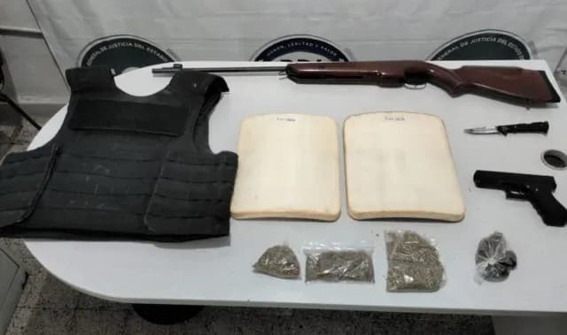 Hallan Altar de Santería con Restos Óseos en Casa de Neza