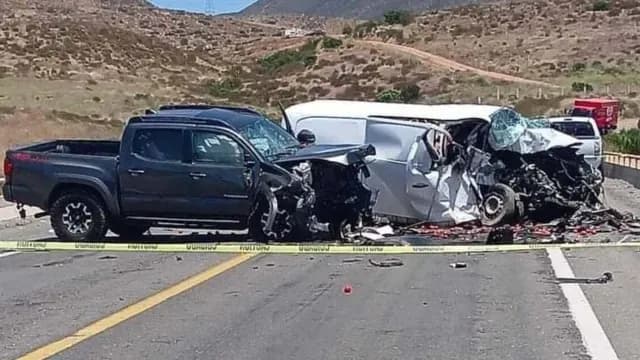 El tramo carretero se encuentra cerrado en ambos sentidos por el accidente. Foto: N+