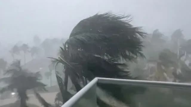 El huracán Beryl tocó tierra en la península de Yucatán