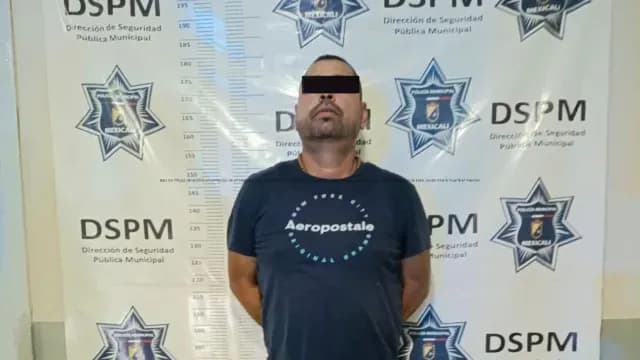 El conductor del tractocamión presuntamente evitó un alto de disco. Foto: DSPM