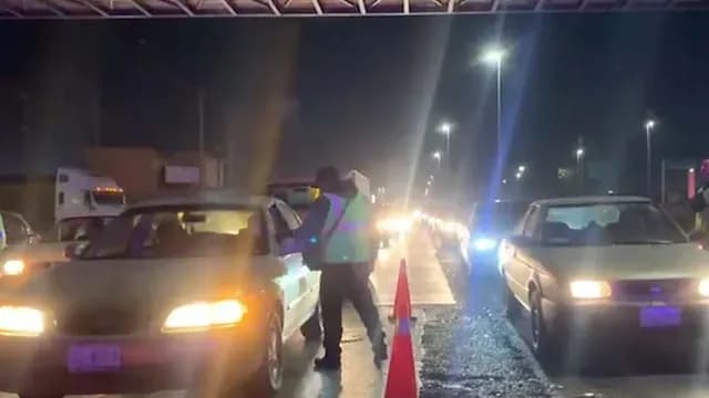 Joven-Arrolla-a-Tránsitos-al-Huir-de-Alcoholímetro