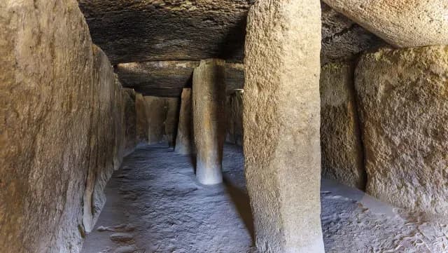Conjunto arqueológico Dólmenes de Antequera, en Andalucía