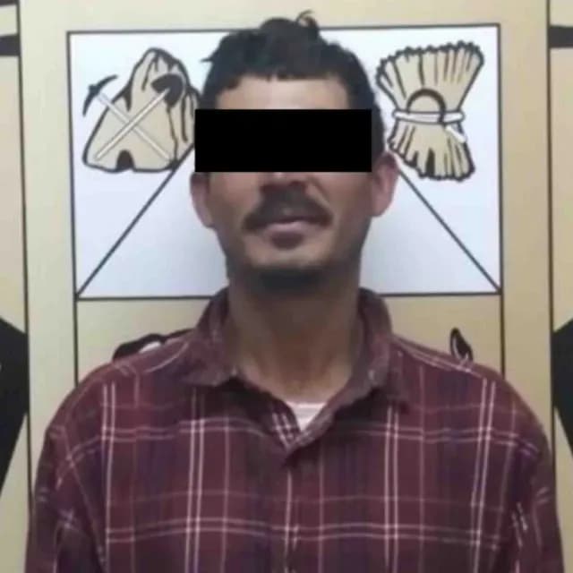 Hombre Amenaza con Quemar Viva a su Mamá para Quitarle su Casa