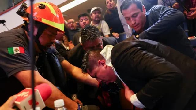 atienden lesionado en el senado de la republica