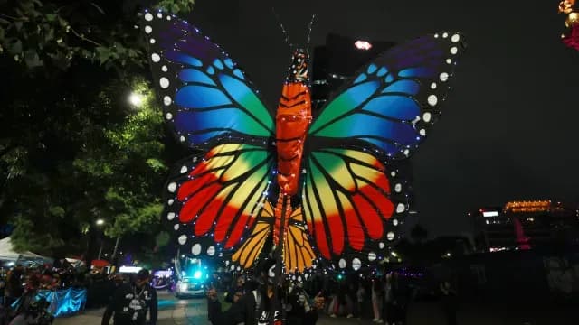 La CDMX se llena de catrines previo a Día de Muertos. Foto: EFE