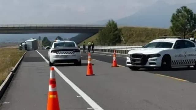 Cierran el paso en ambos sentidos de la Autopista Amozoc-Perote por accidente. Foto: X GN_Carreteras